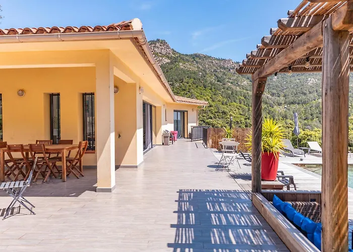 Villa U Meribellu Di Santa Lucia